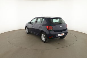 Extérieur arrière gauche