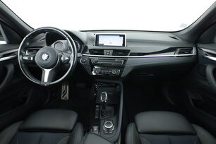 Intérieur côté conducteur depuis le siège arrière