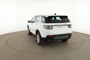 Extérieur arrière gauche