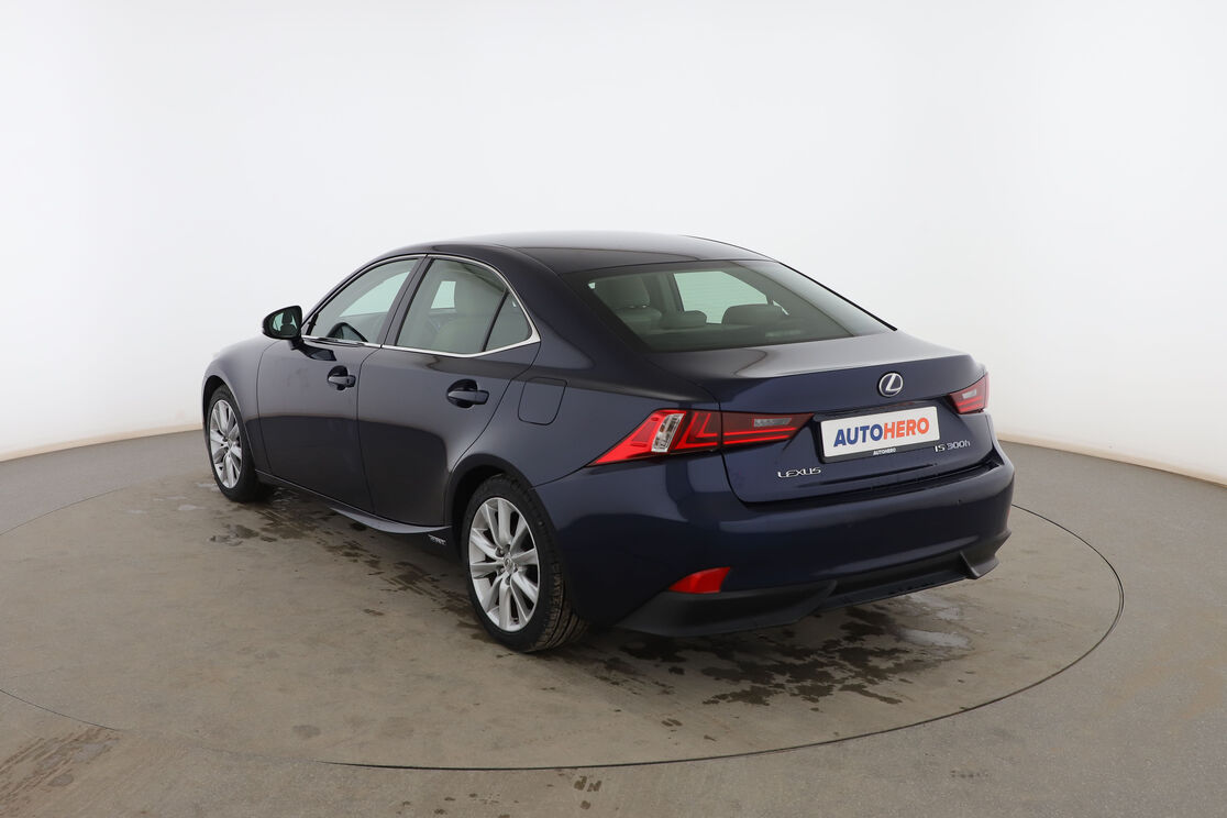 Exterior trasero izquierdo