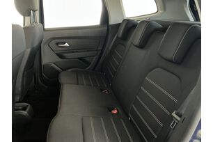 Interno sedili posteriori, dal lato guidatore
