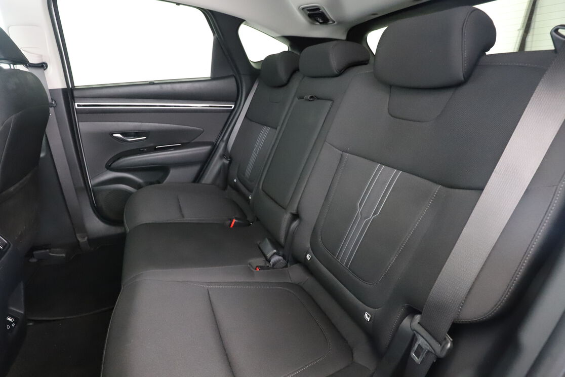 Interno sedili posteriori, dal lato guidatore