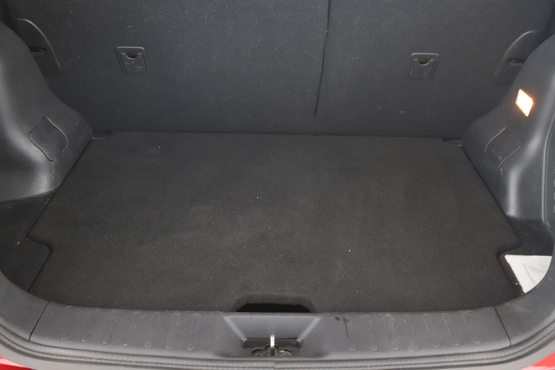 Intérieur sièges arrière depuis le côté conducteur