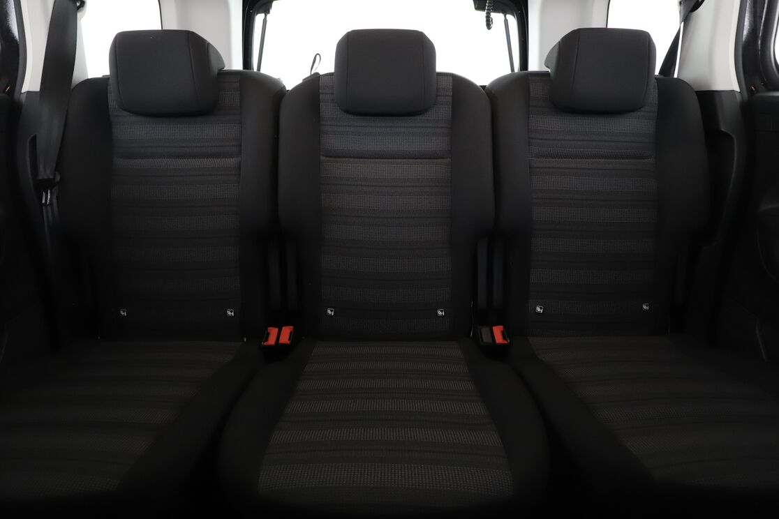 Interior asiento trasero