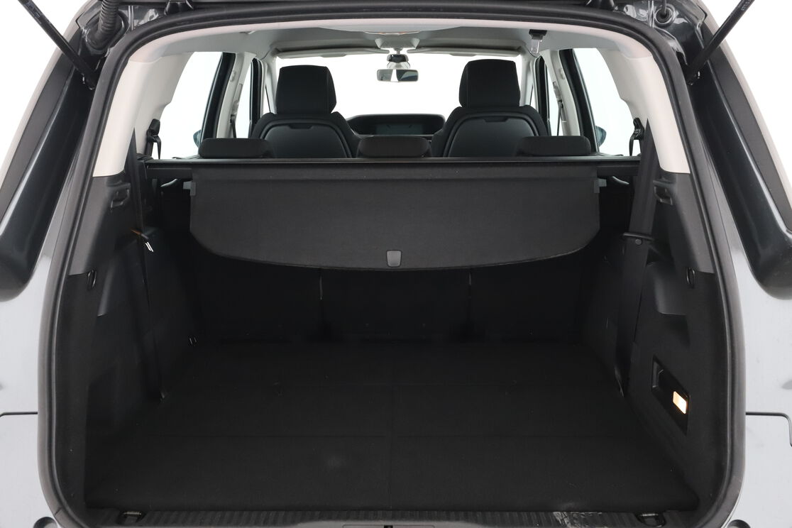 Interior maletero 2