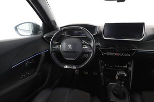 Intérieur côté conducteur depuis le siège arrière