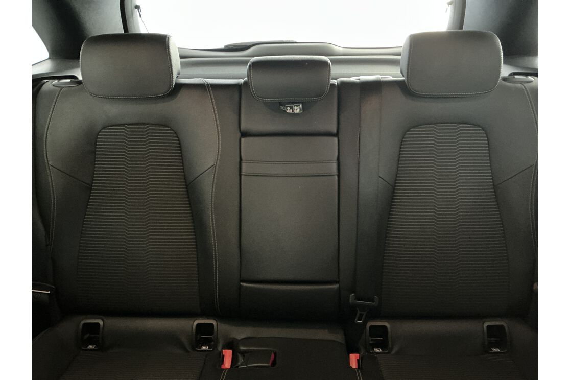 Interno sedili posteriori