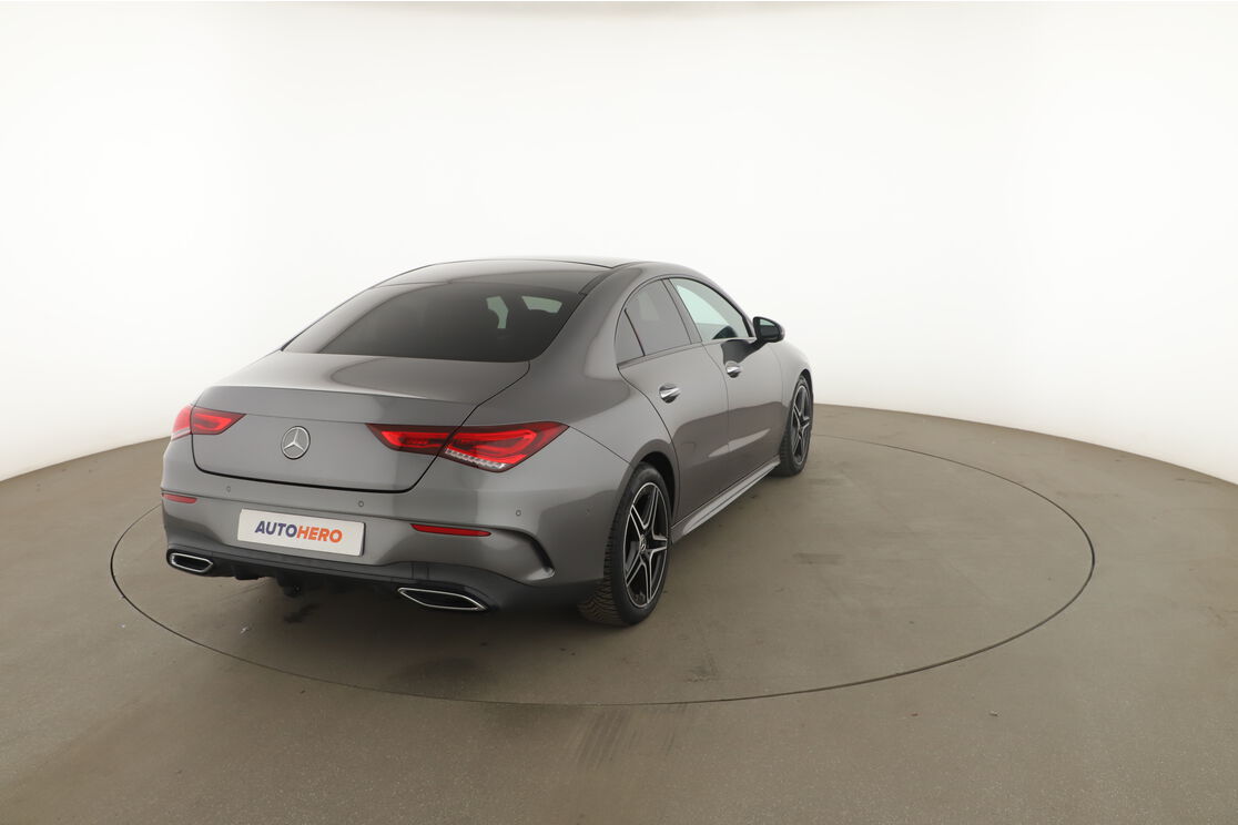 Extérieur arrière droit