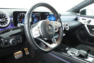 Intérieur côté conducteur 2