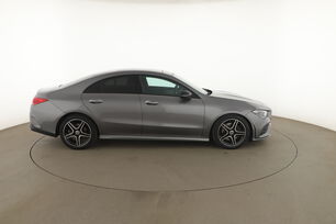 Extérieur côté droit