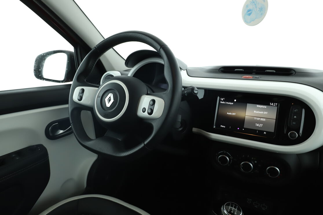 Intérieur côté conducteur depuis le siège arrière