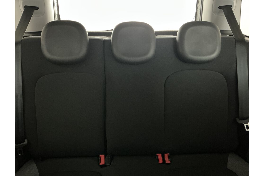 Interno sedili posteriori