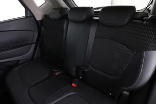 Intérieur sièges arrière depuis le côté conducteur