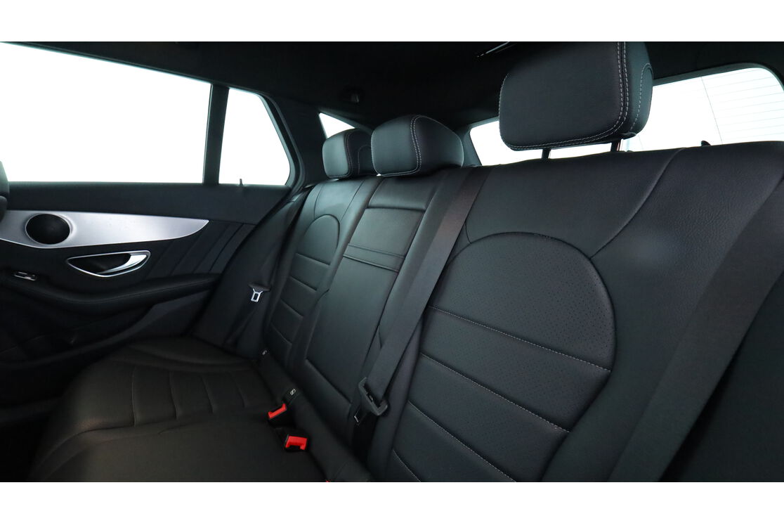 Intérieur sièges arrière depuis le côté conducteur