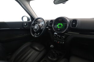 Intérieur côté conducteur depuis le siège arrière