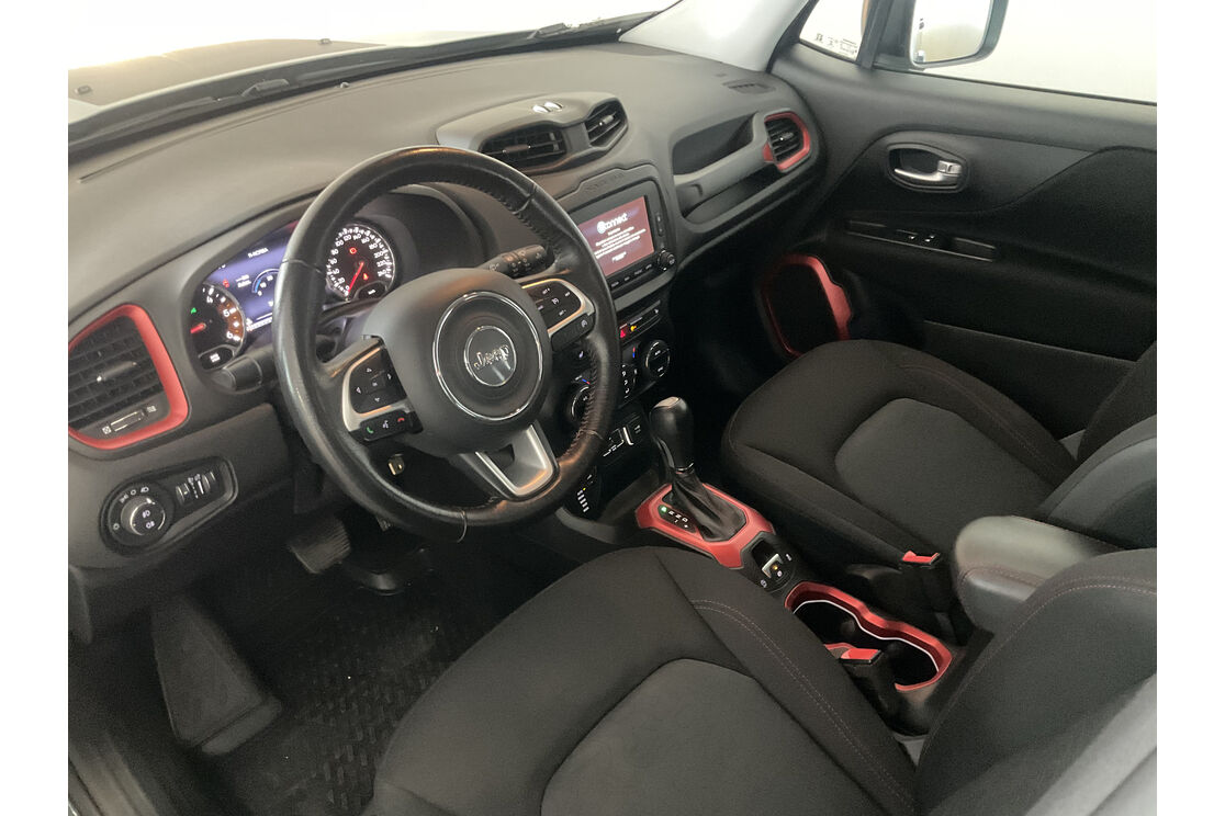 Interno lato guidatore 2