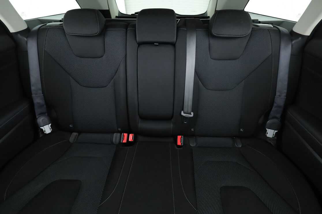 Innenraum Rücksitze Fahrerseite