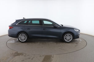 Exterior lado derecho