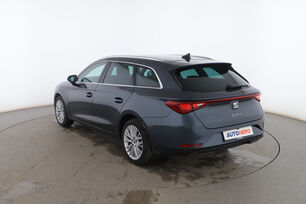 Exterior trasero izquierdo